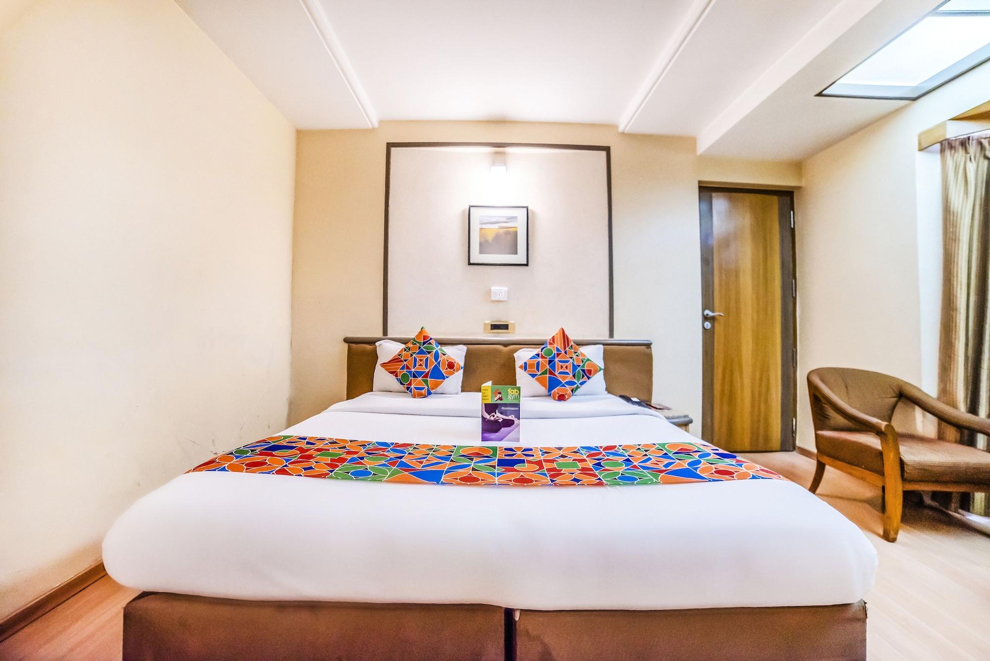 Hotel Gandharva Shivajinagar Pune Exterior photo