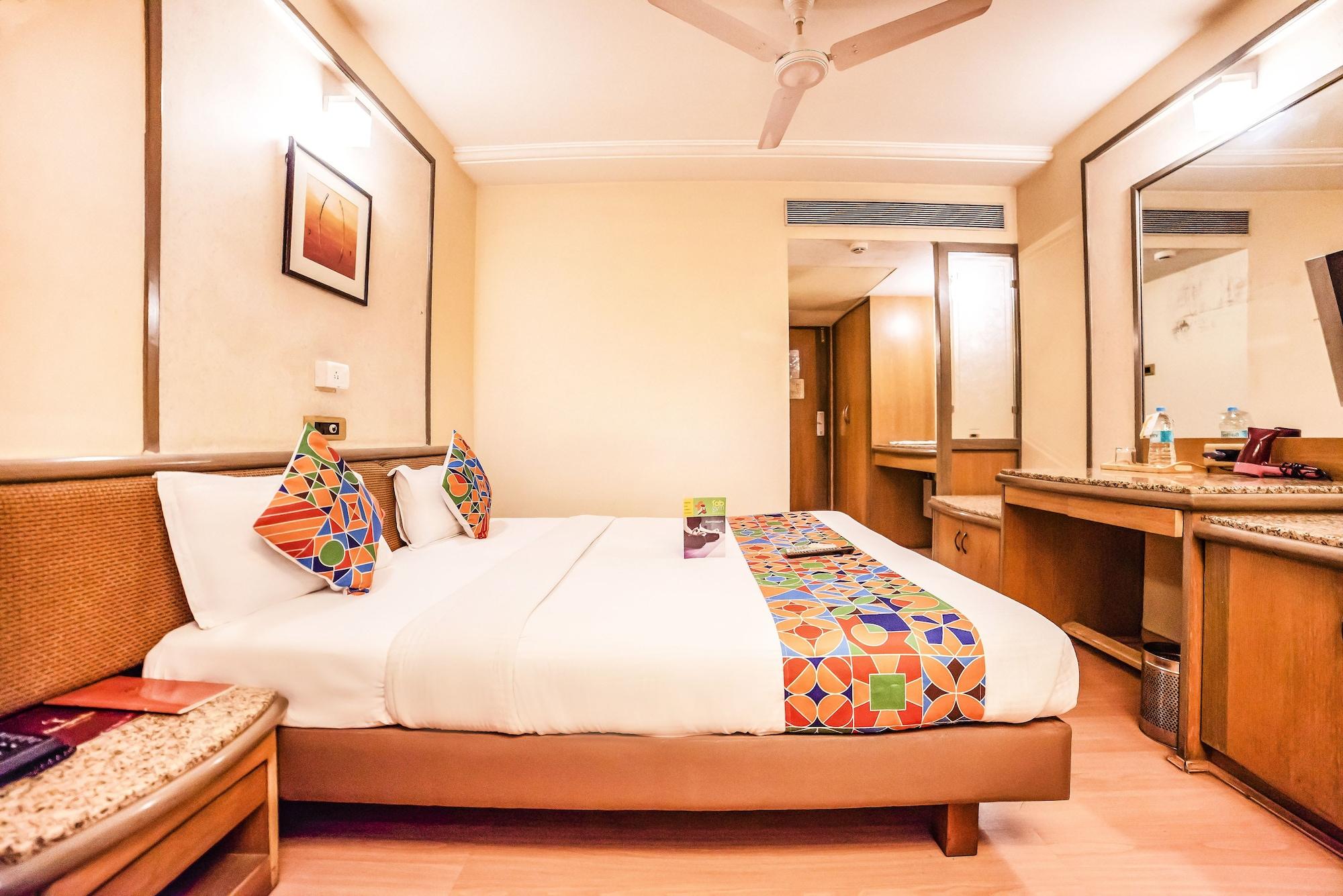 Hotel Gandharva Shivajinagar Pune Exterior photo