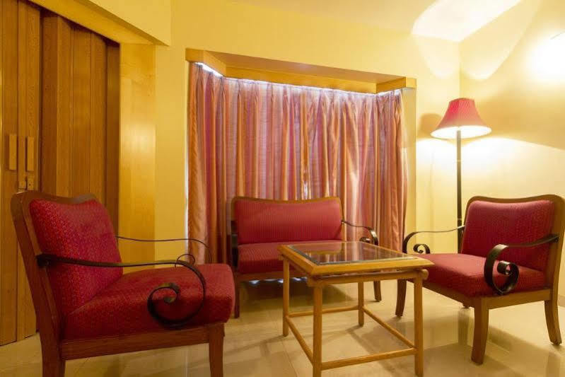 Hotel Gandharva Shivajinagar Pune Exterior photo