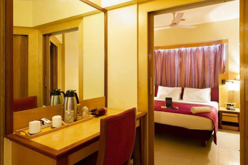 Hotel Gandharva Shivajinagar Pune Exterior photo