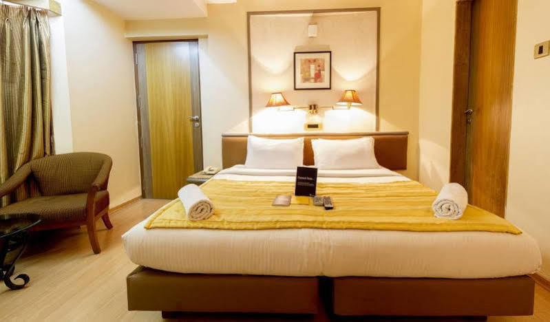 Hotel Gandharva Shivajinagar Pune Exterior photo